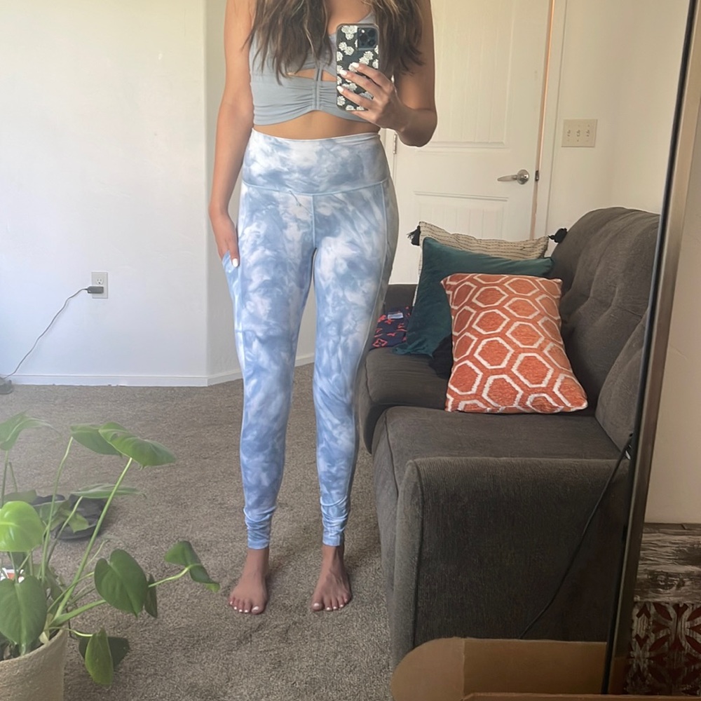 Aerie Offline blue cloud leggings